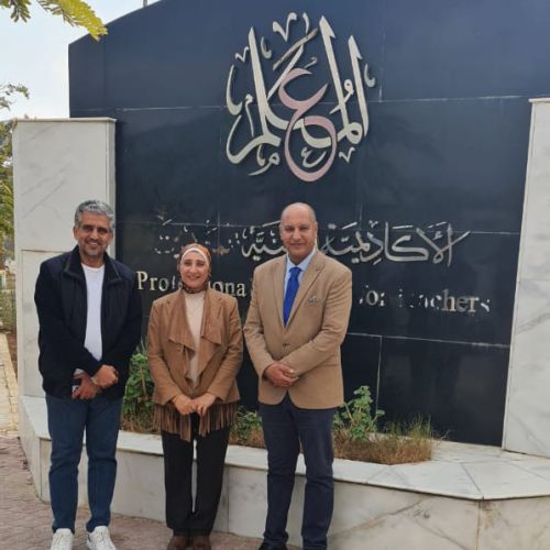 وفد الاتحاد الدولي للتدريب والتطوير يزور الأكاديمية المهنية للمعلمين بمصر لبحث سبل التعاون